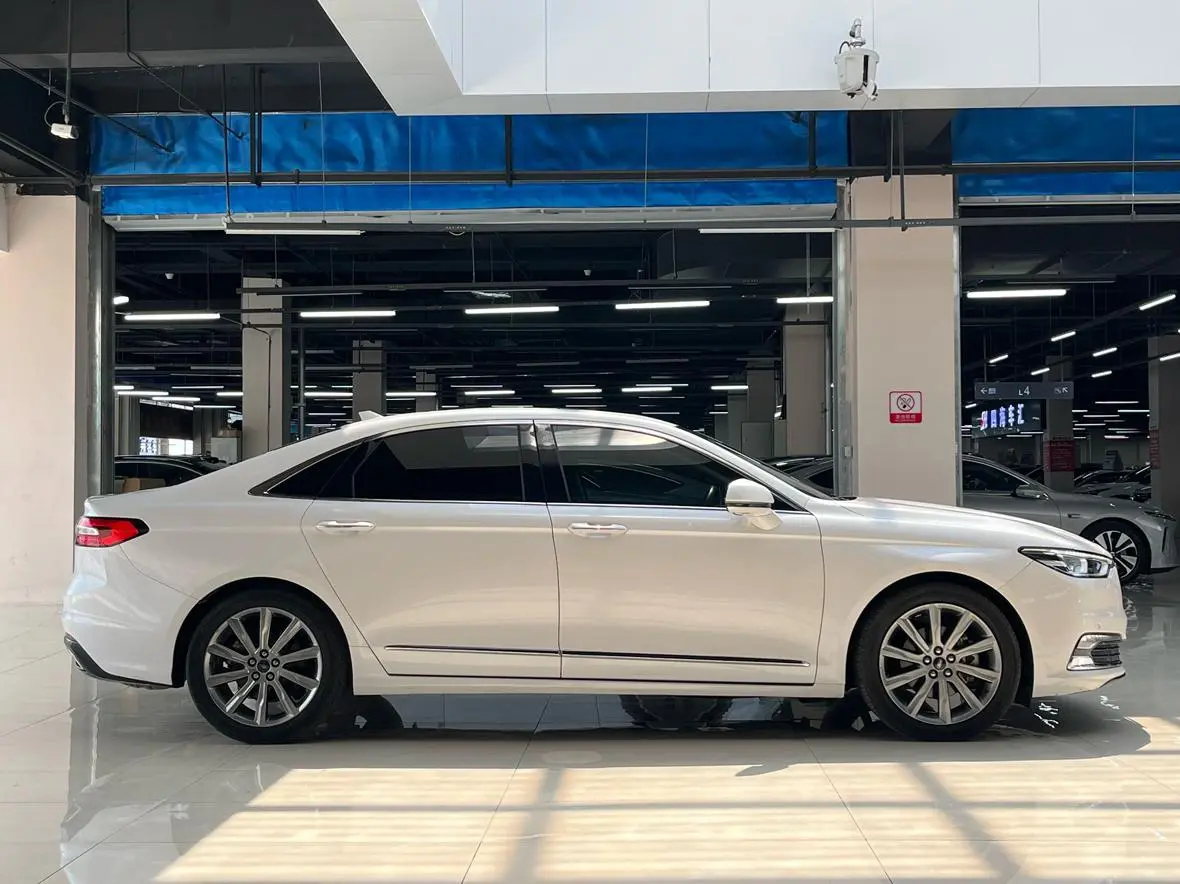 Ford seat 2019 EcoBoost 245 Premium Plus