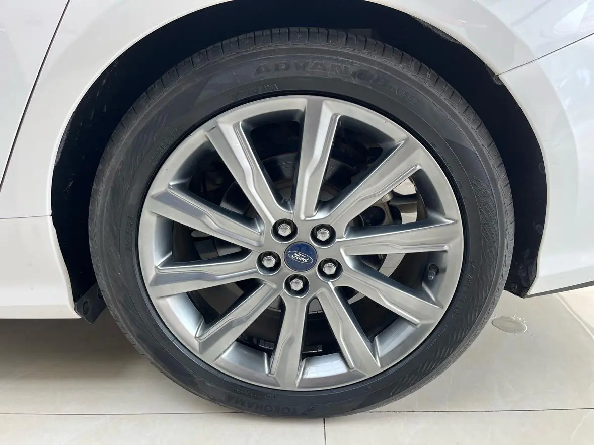 Ford seat 2019 EcoBoost 245 Premium Plus