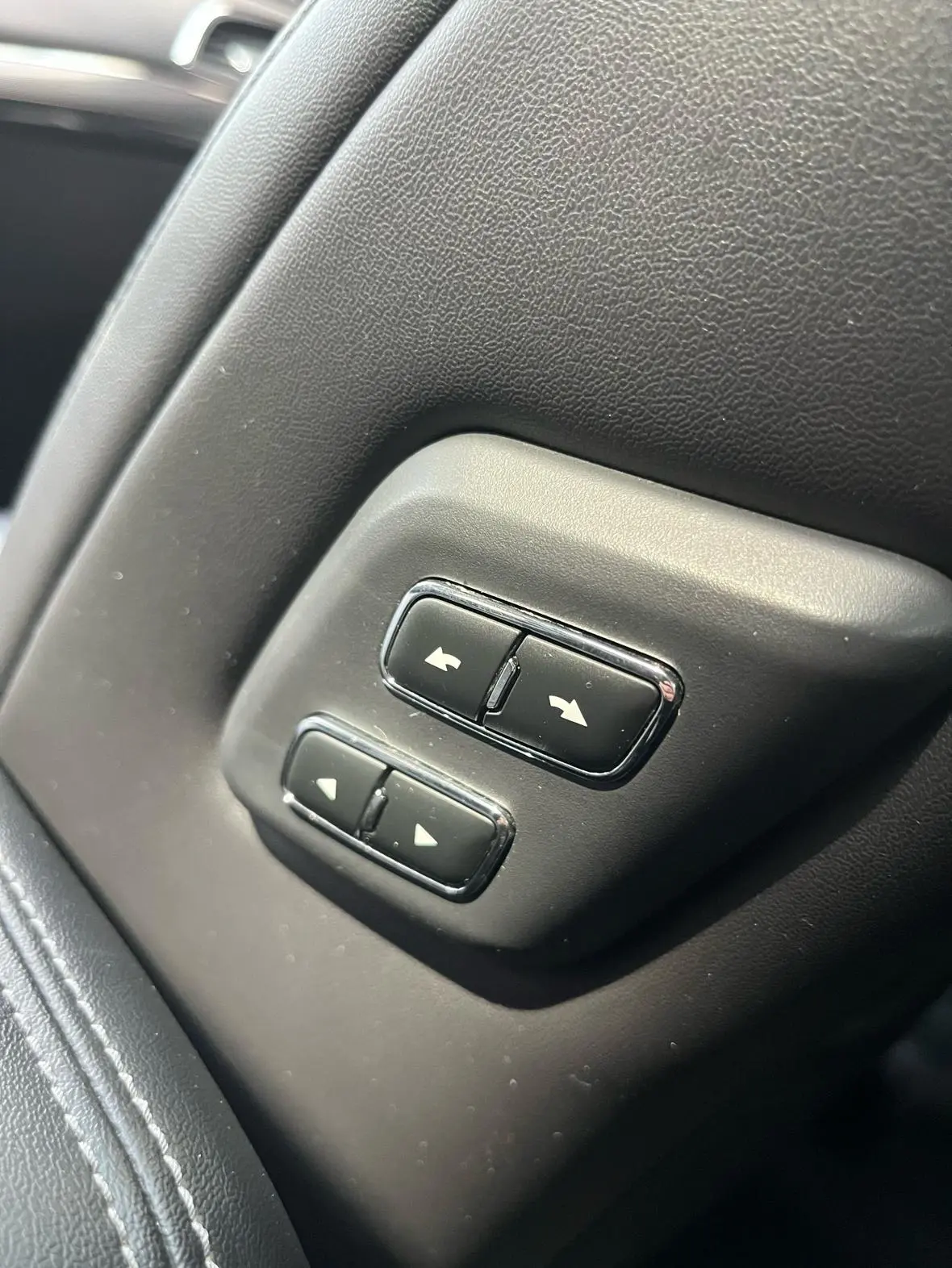 Ford seat 2019 EcoBoost 245 Premium Plus