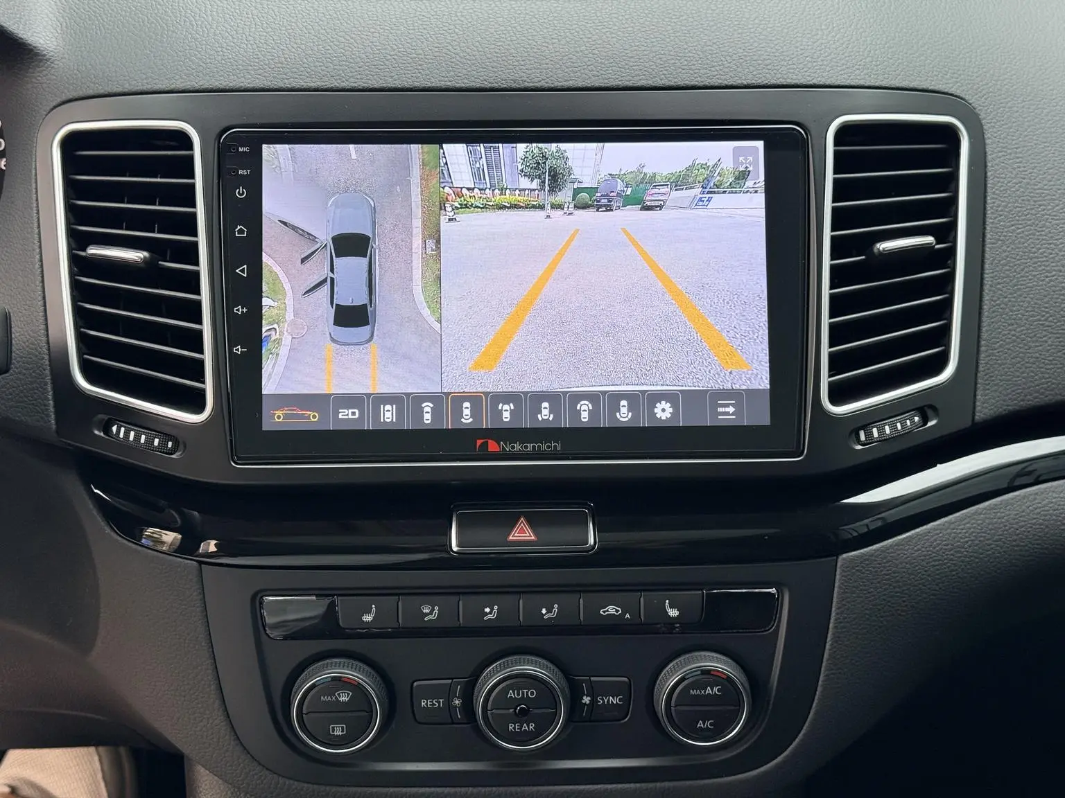 Volkswagen Sharan 2019 380TSI Premium Plus 7 seat