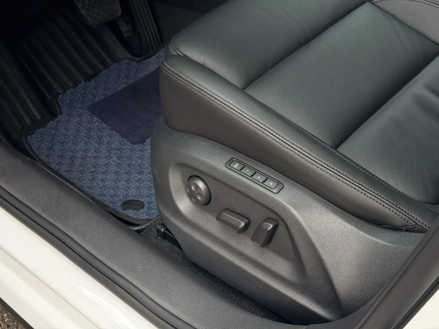 Volkswagen Sharan 2019 380TSI Premium Plus 7 seat