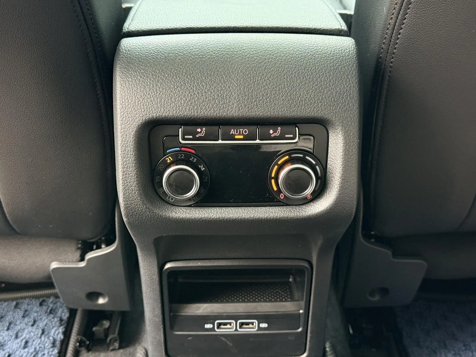 Volkswagen Sharan 2019 380TSI Premium Plus 7 seat