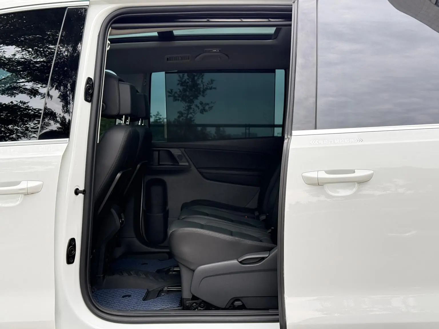 Volkswagen Sharan 2019 380TSI Premium Plus 7 seat