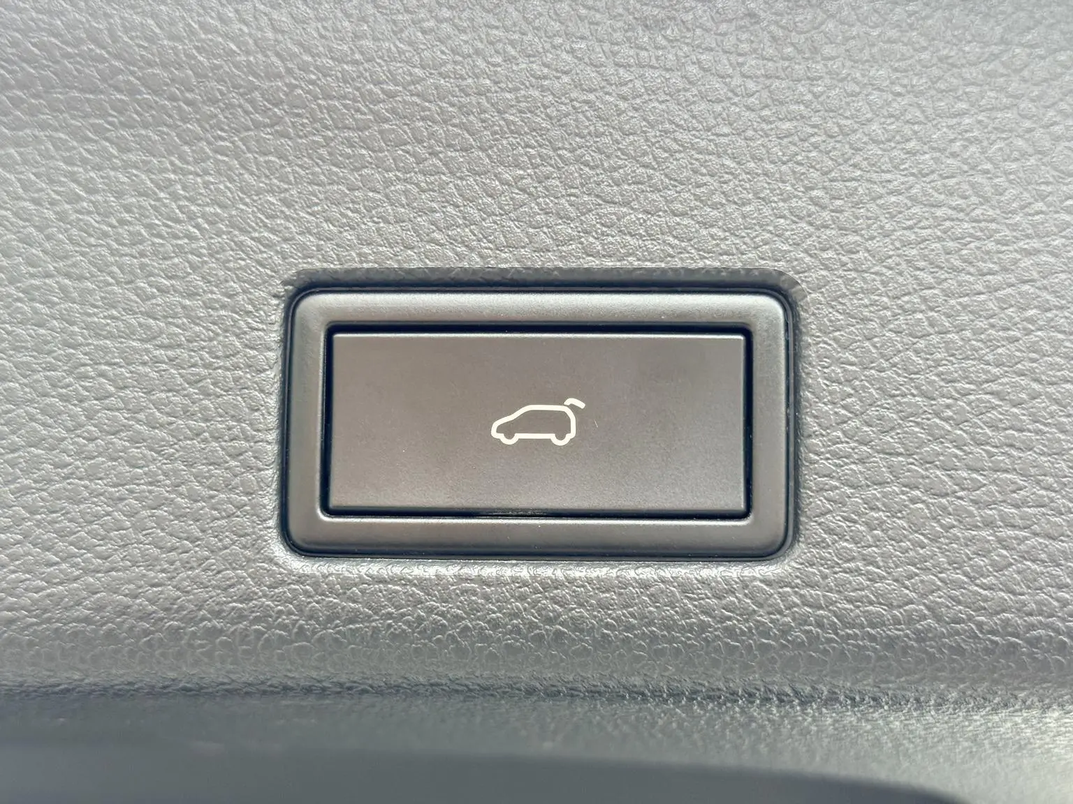 Volkswagen Sharan 2019 380TSI Premium Plus 7 seat