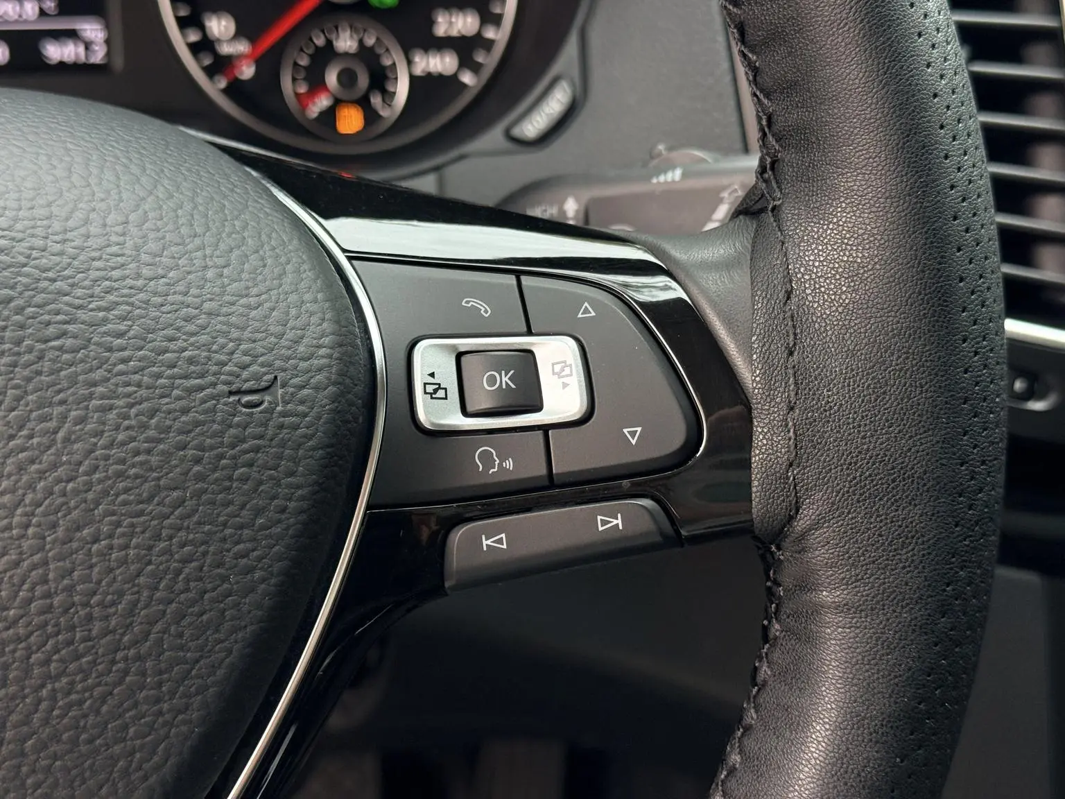 Volkswagen Sharan 2019 380TSI Premium Plus 7 seat