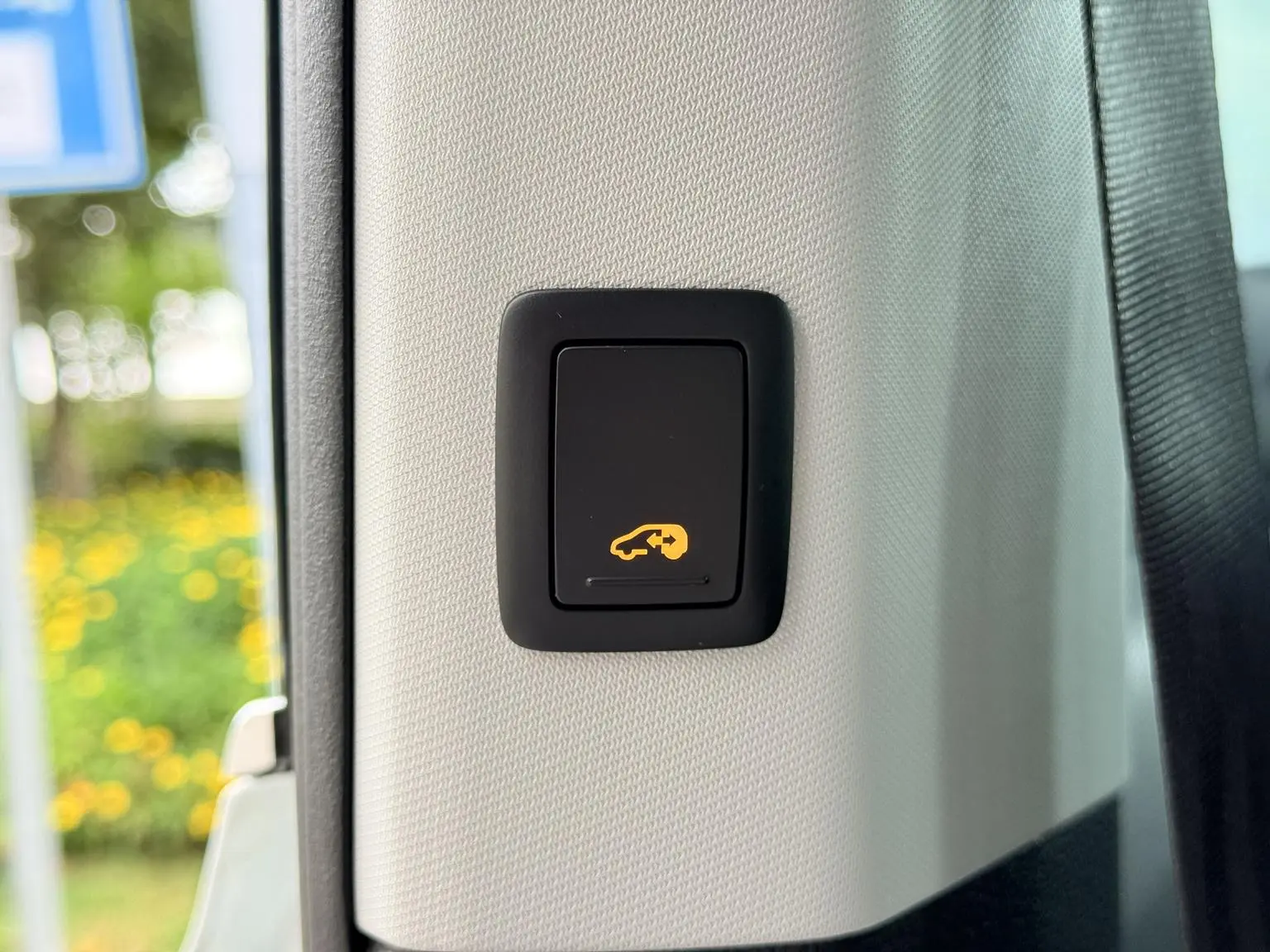 Volkswagen Sharan 2019 380TSI Premium Plus 7 seat