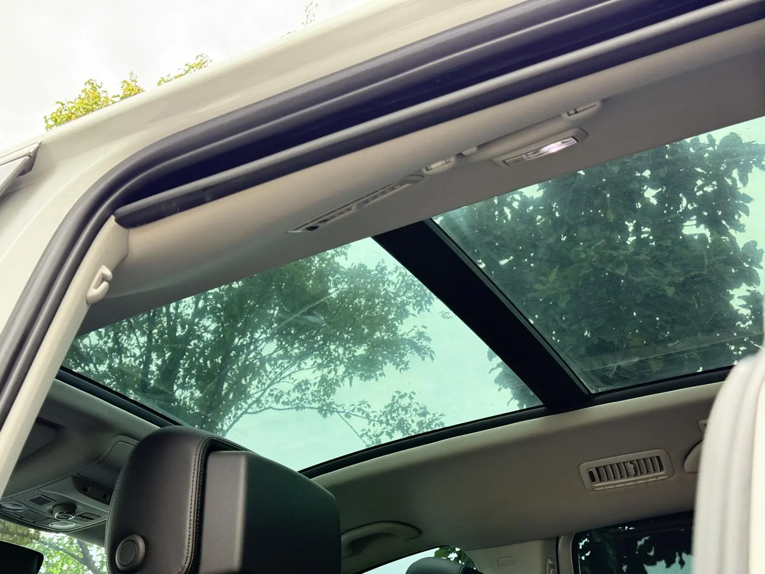 Volkswagen Sharan 2019 380TSI Premium Plus 7 seat