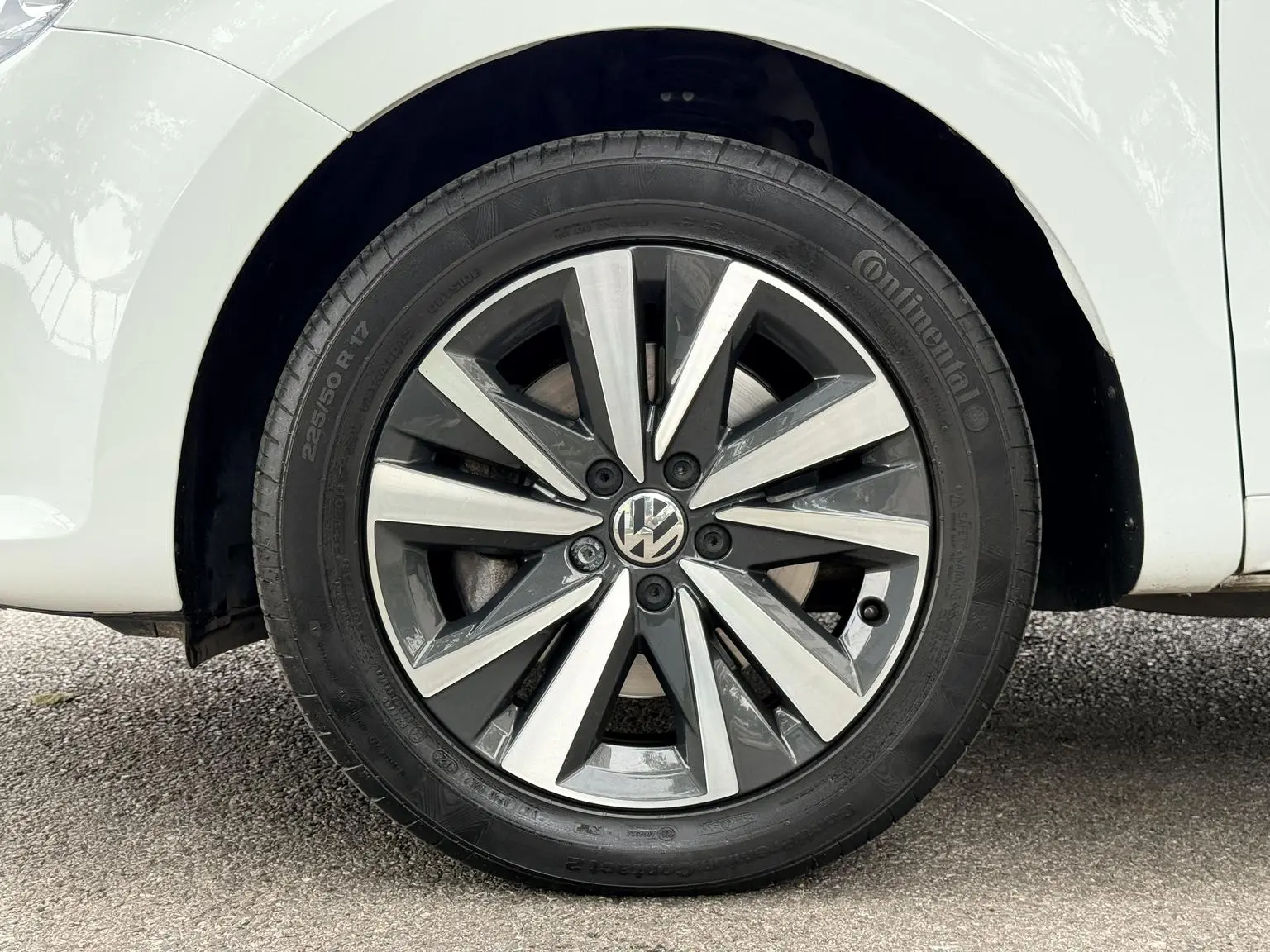 Volkswagen Sharan 2019 380TSI Premium Plus 7 seat