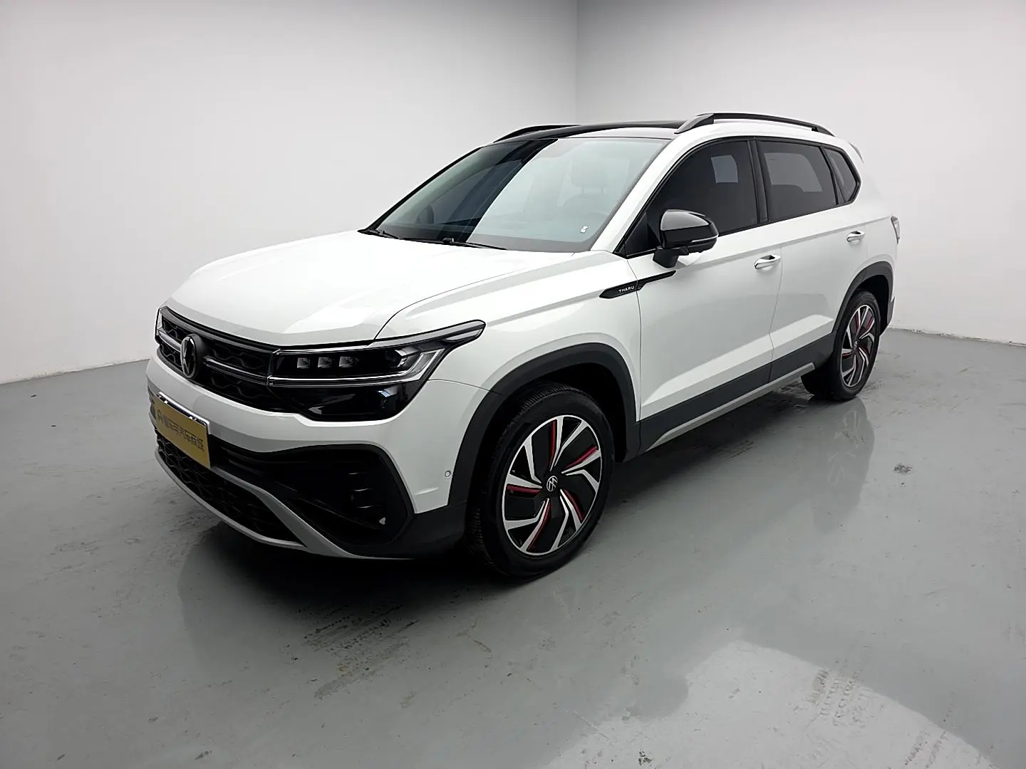 Volkswagen Tharu 2023 300TSI 2WD Premium
