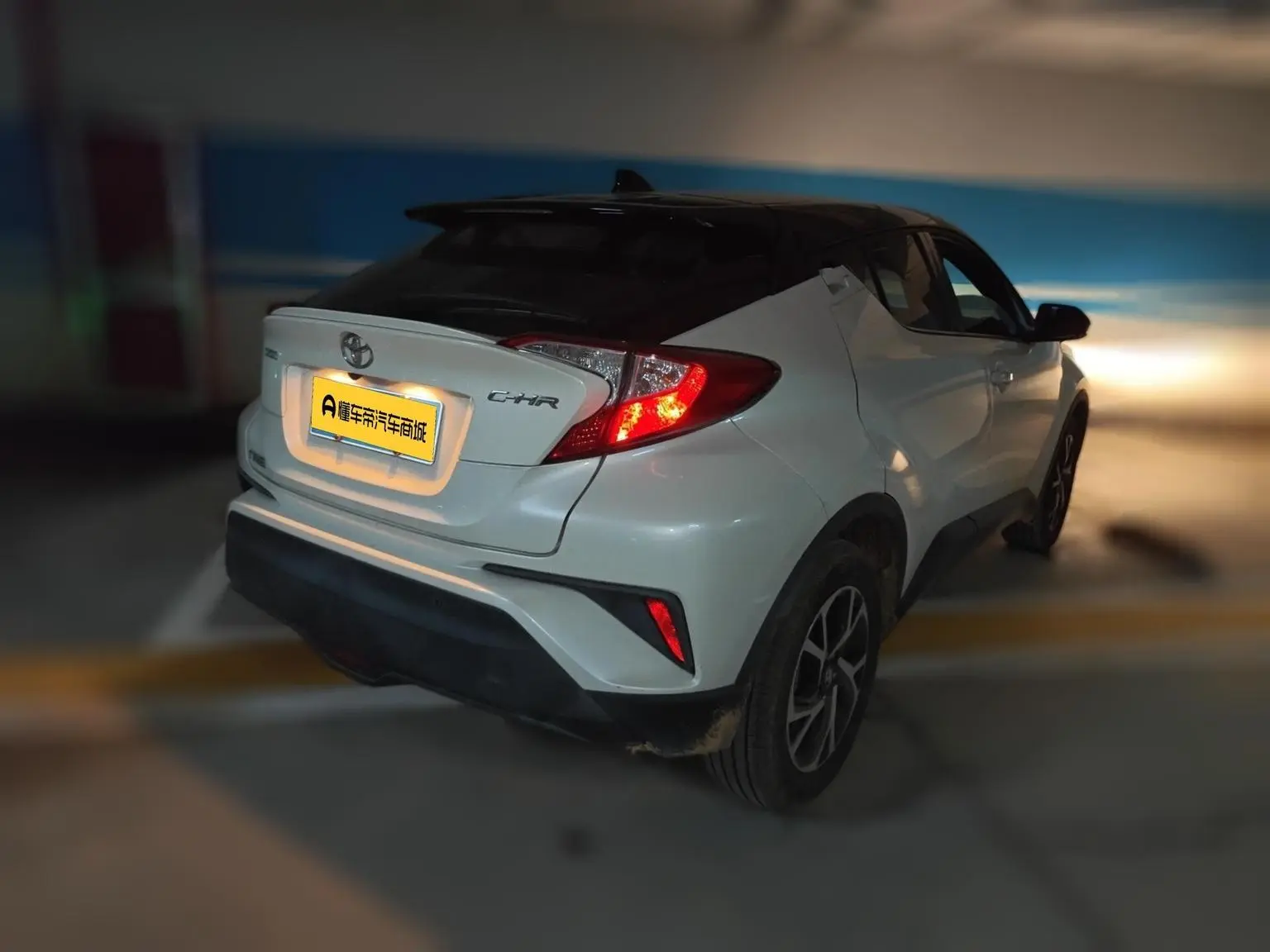 Toyota C-HR 2018 2.0L Sunroof China VI