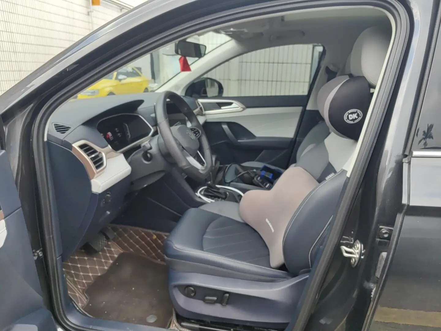 Volkswagen Tharu 2023 300TSI 2WD