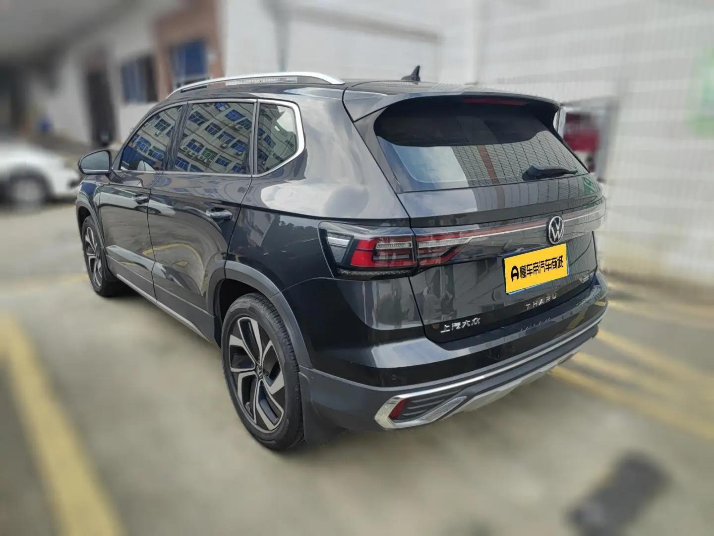 Volkswagen Tharu 2023 300TSI 2WD