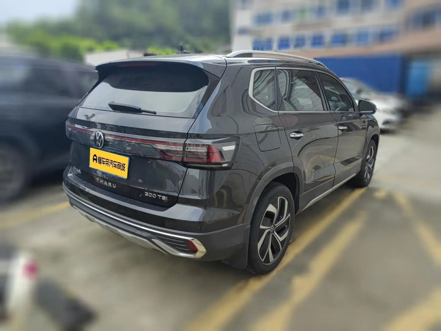 Volkswagen Tharu 2023 300TSI 2WD