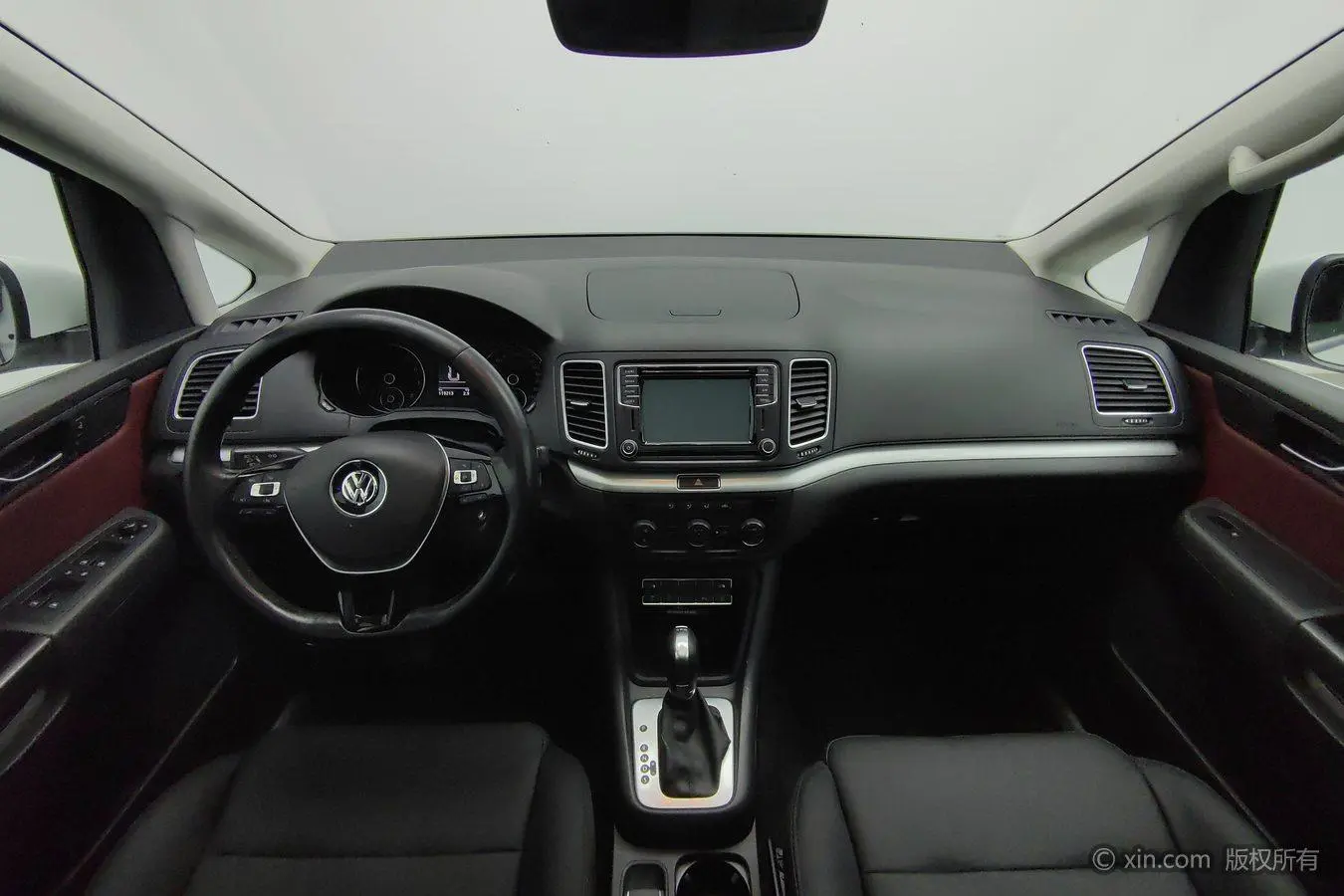 Volkswagen Sharan 2018 380TSI 7 seat
