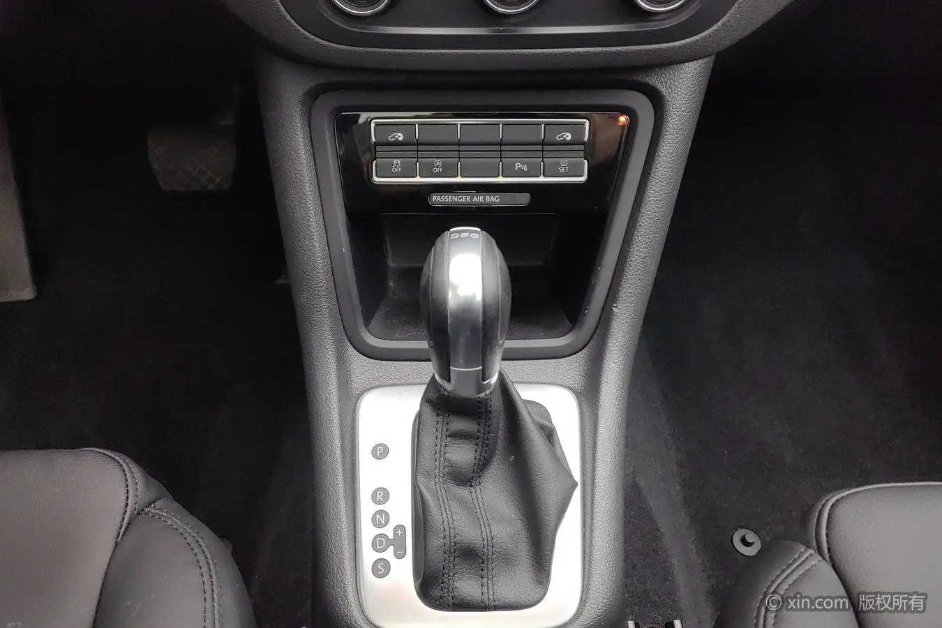 Volkswagen Sharan 2018 380TSI 7 seat