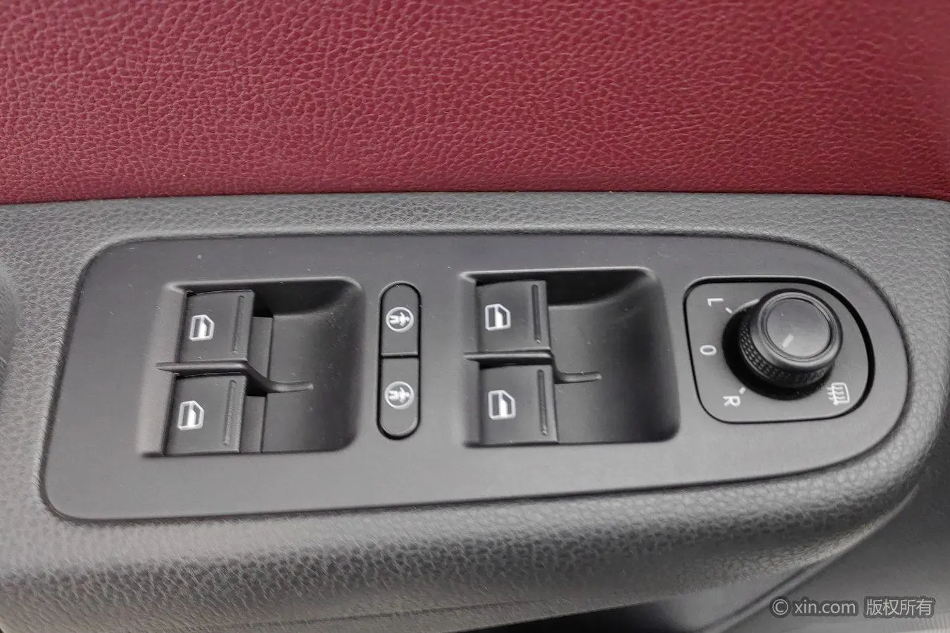 Volkswagen Sharan 2018 380TSI 7 seat