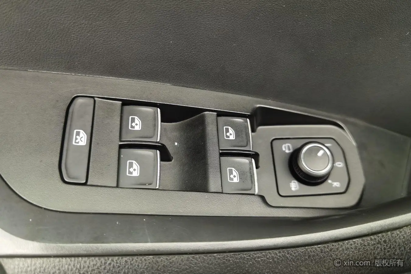Skoda 2019 TSI330 7 seat 2WD Comfort China V