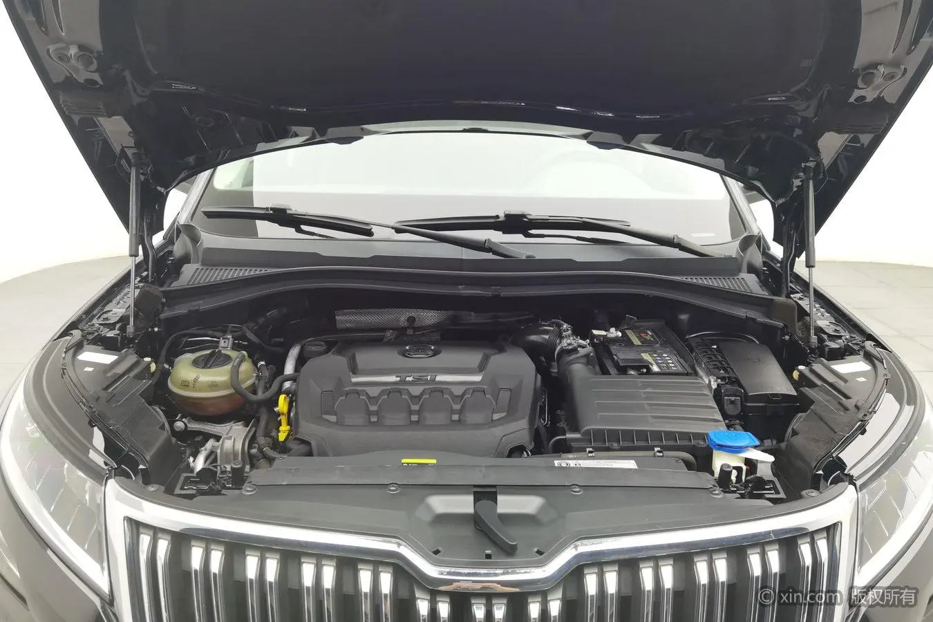 Skoda 2019 TSI330 7 seat 2WD Comfort China V