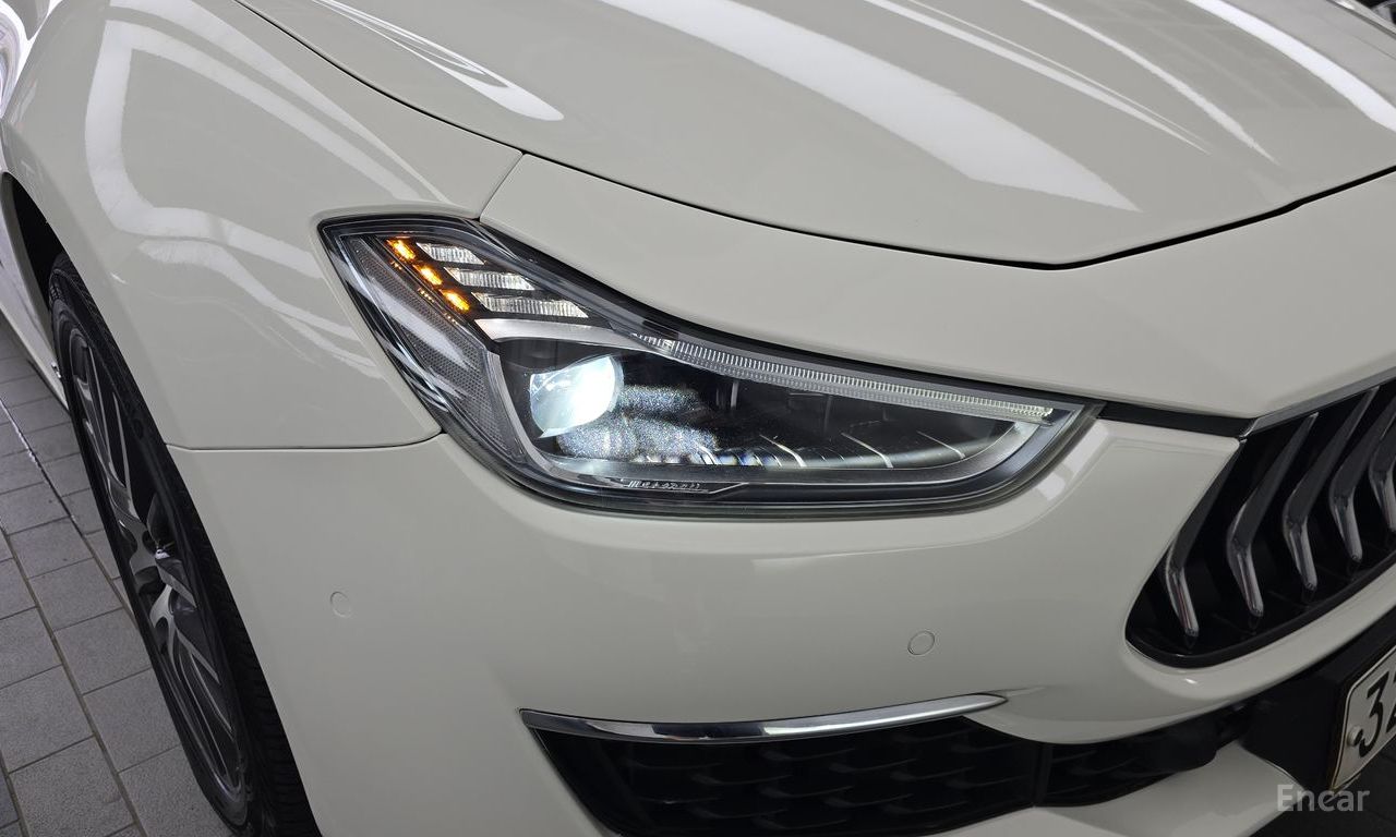 Maserati Ghibli 3.0 Diesel GranLusso 2019