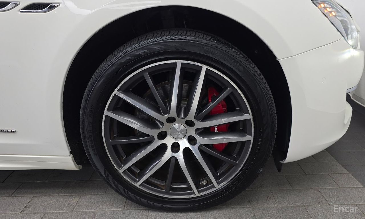 Maserati Ghibli 3.0 Diesel GranLusso 2019