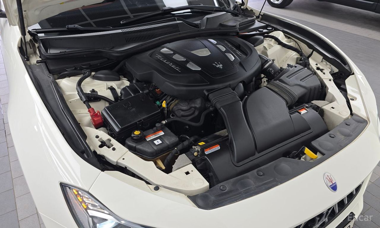 Maserati Ghibli 3.0 Diesel GranLusso 2019