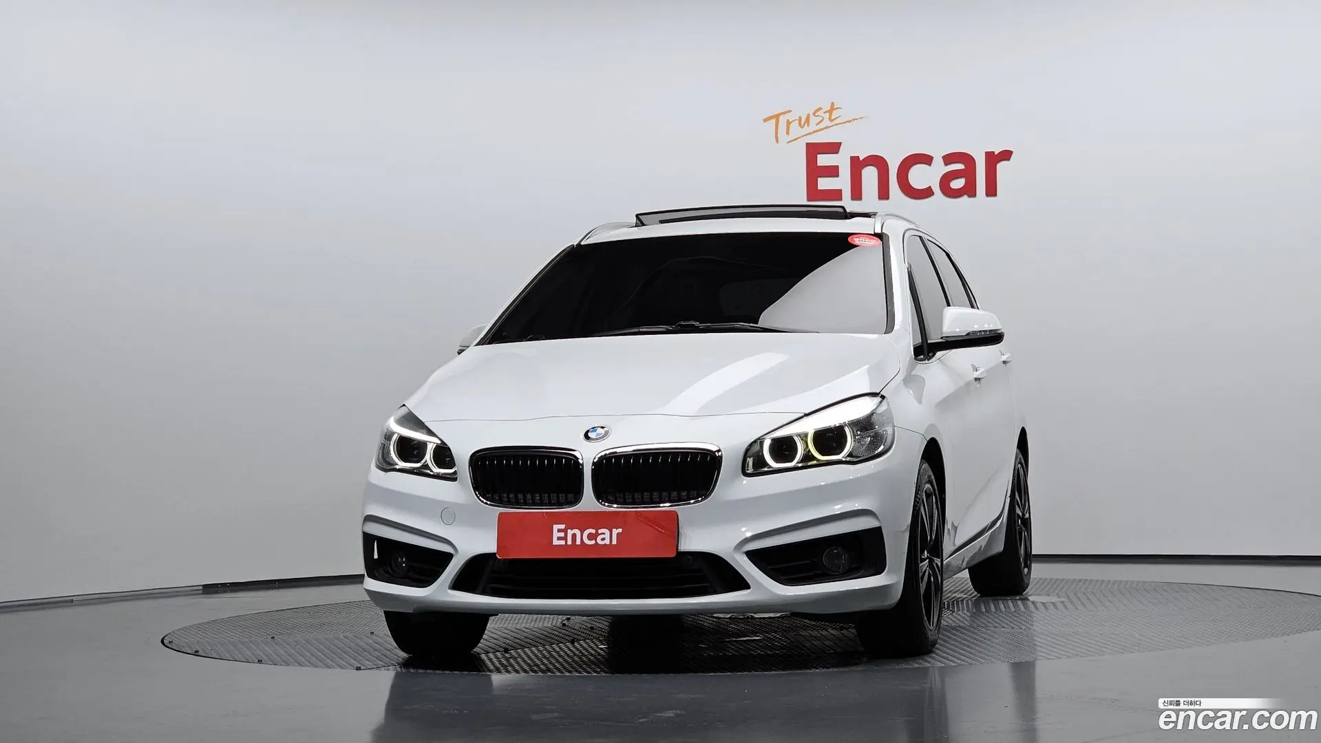 BMW 2-Series Joy 2017
