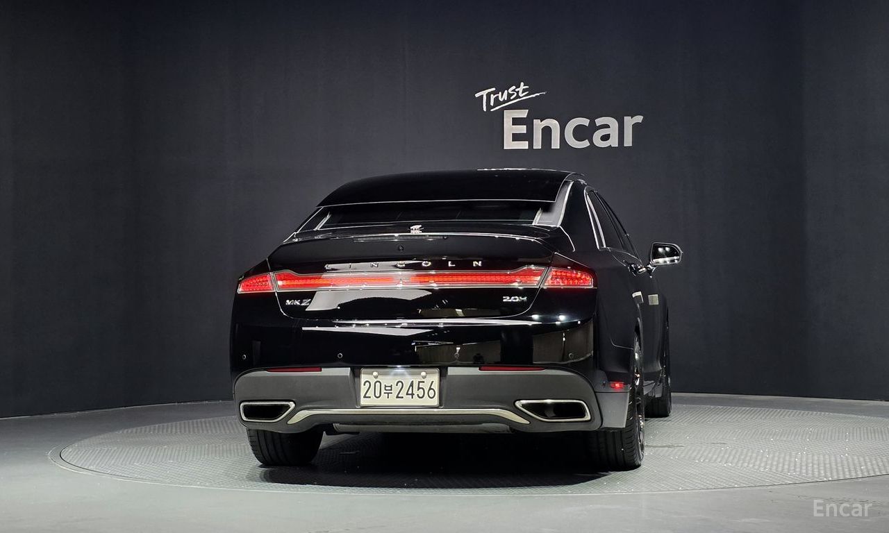 Lincoln New MKZ Hybrid 2017
