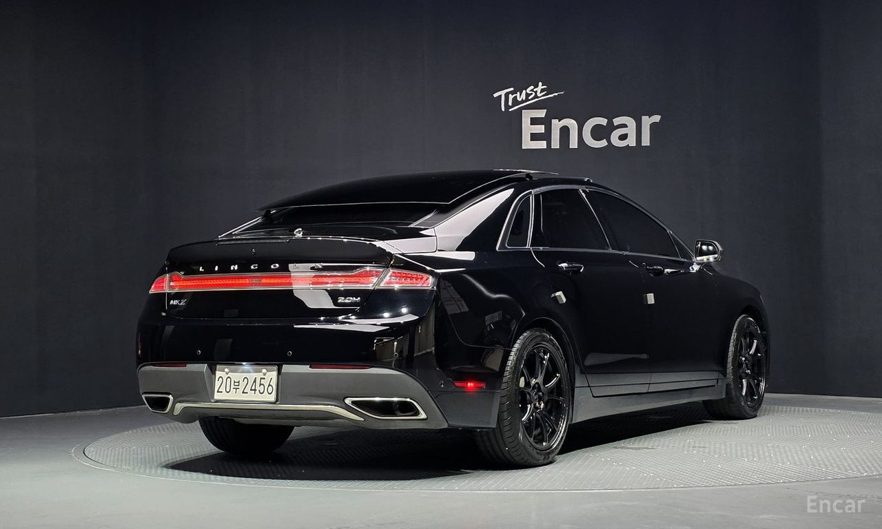 Lincoln New MKZ Hybrid 2017