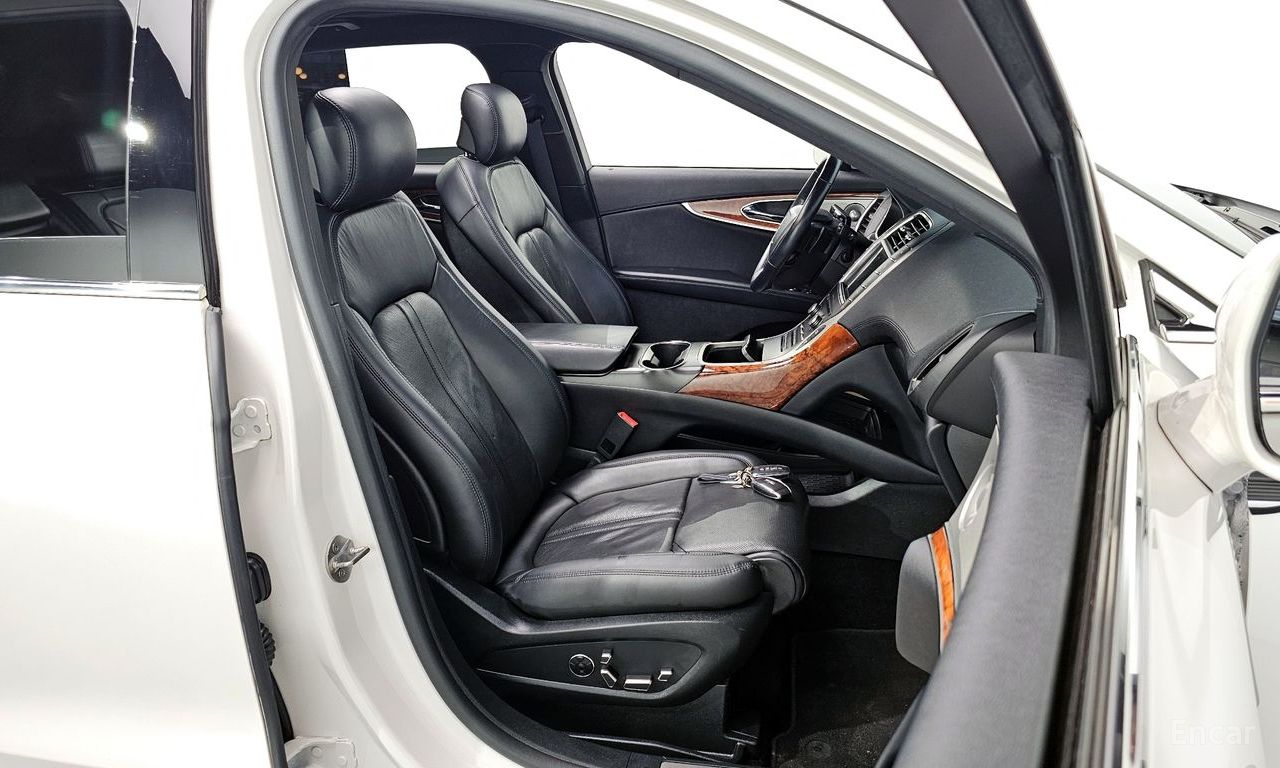 Lincoln Nautilus 1st generation 2.7 Reserve AWD 2019
