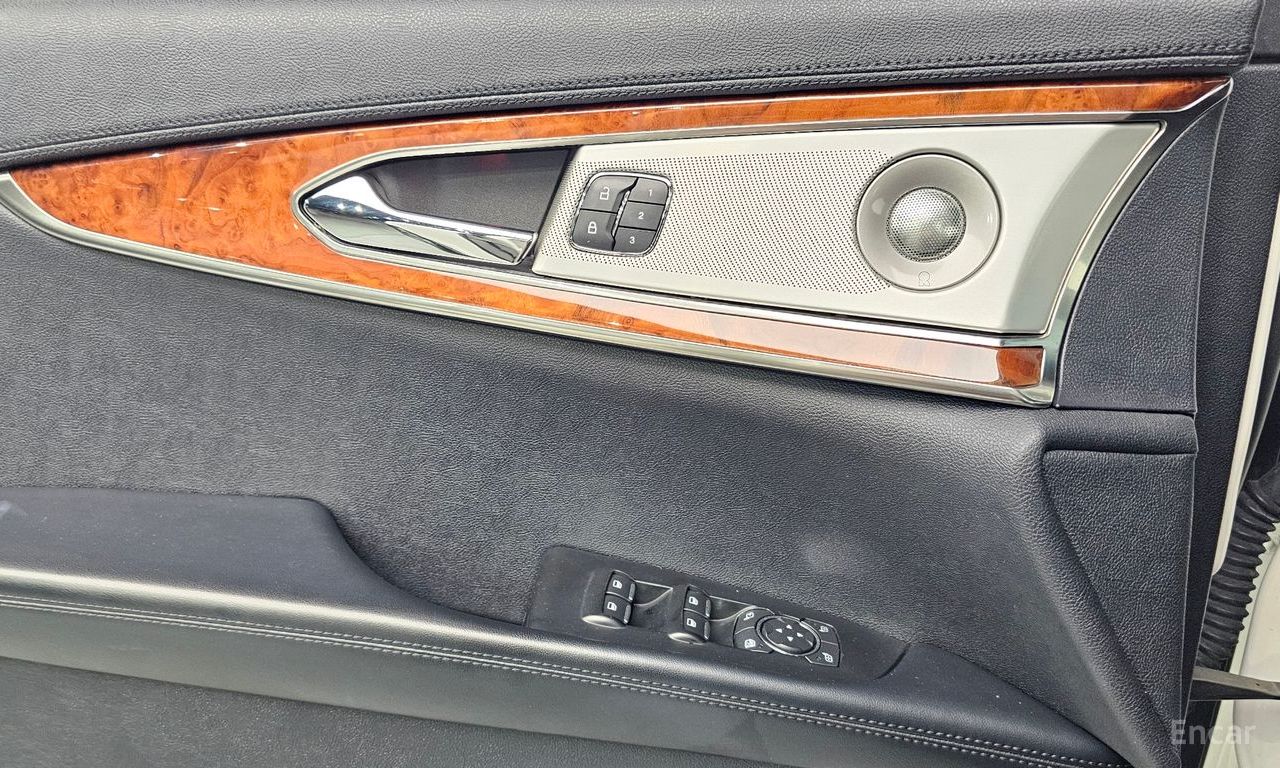 Lincoln Nautilus 1st generation 2.7 Reserve AWD 2019