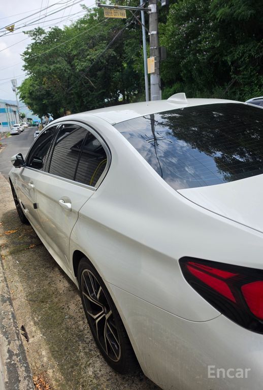 BMW 5 Series (G30) 530e M Sports 2022