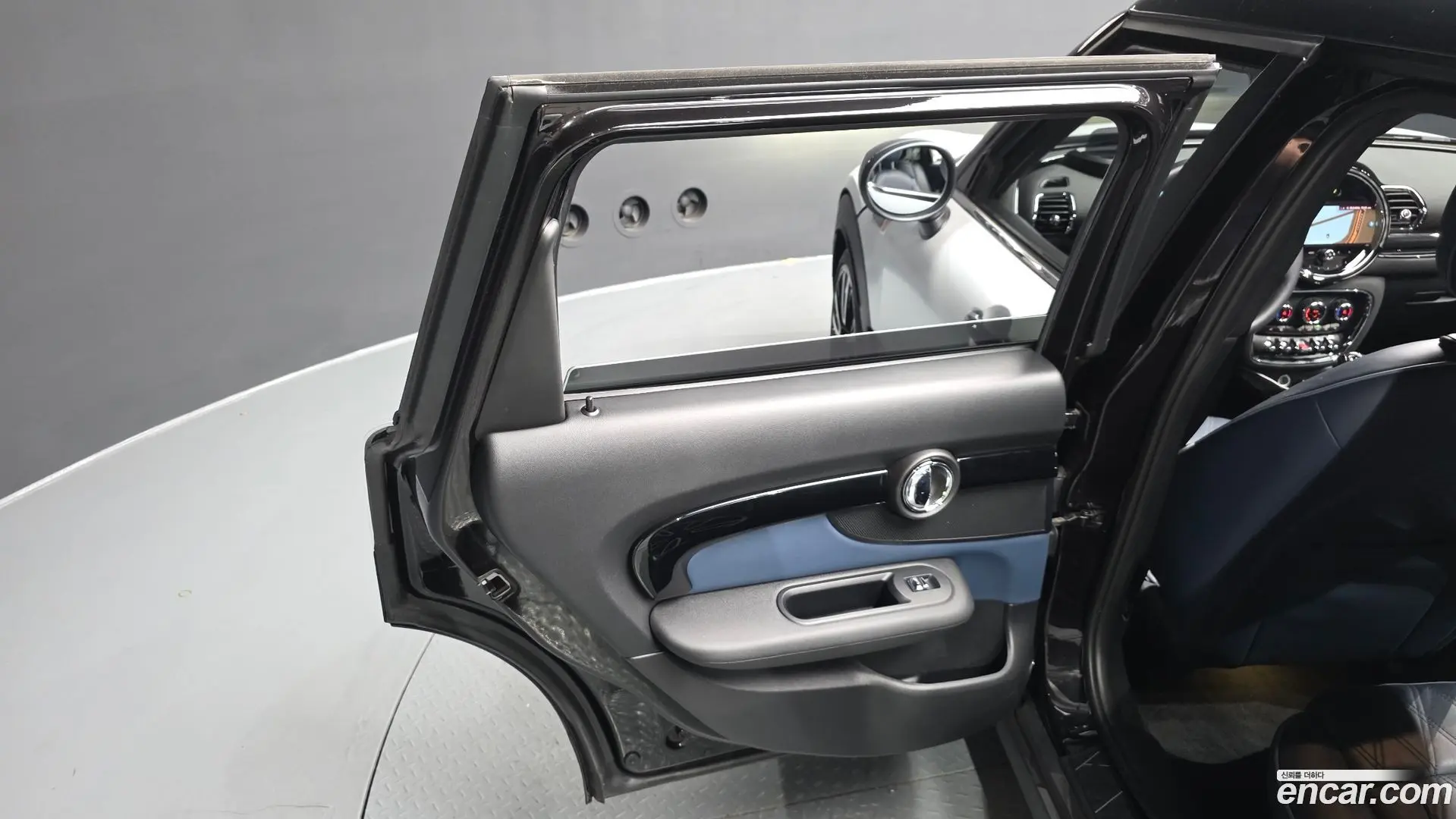 Mini Clubman Shadow Edition