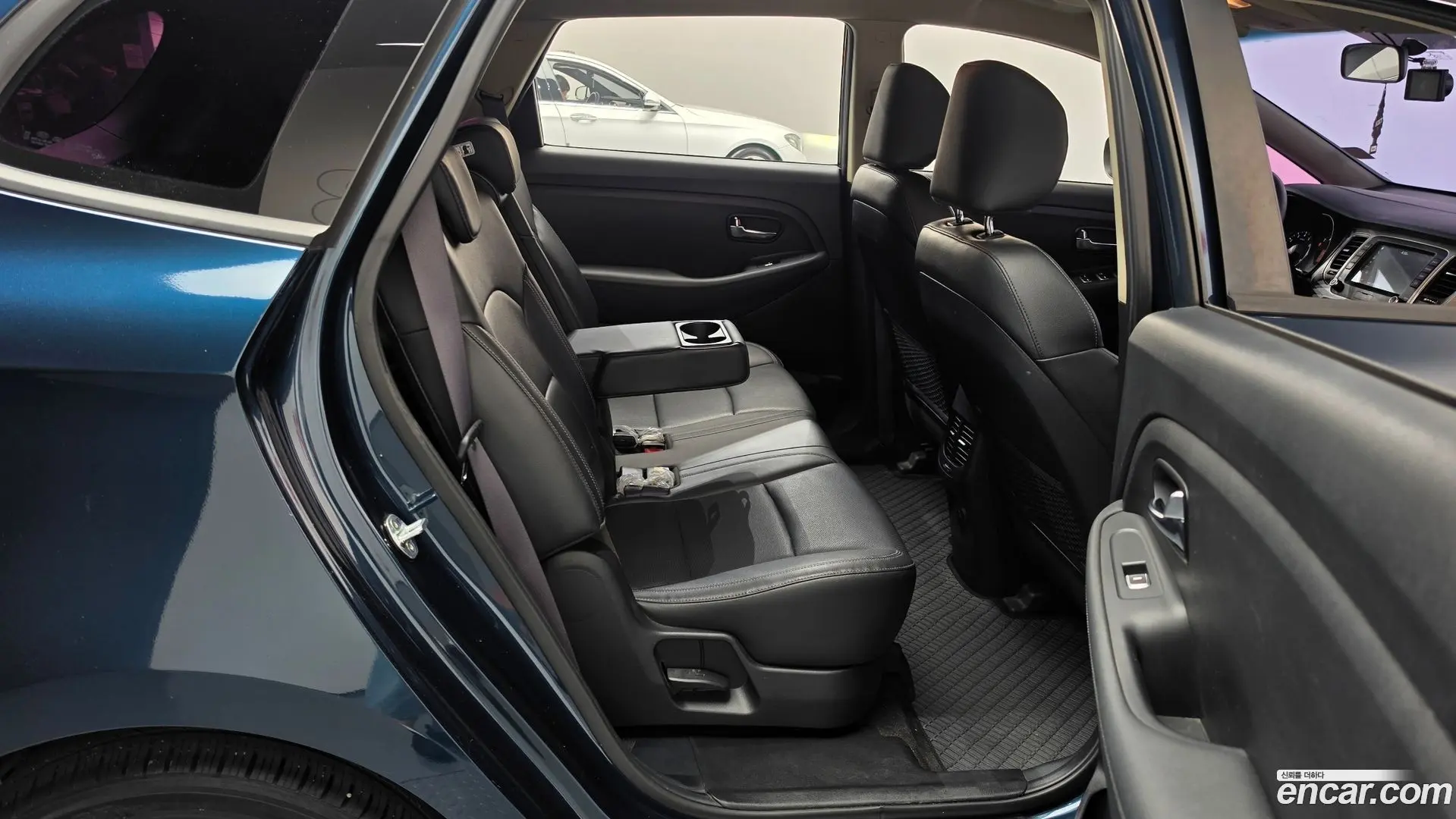 Kia Carens 2.0 LPI Luxury
