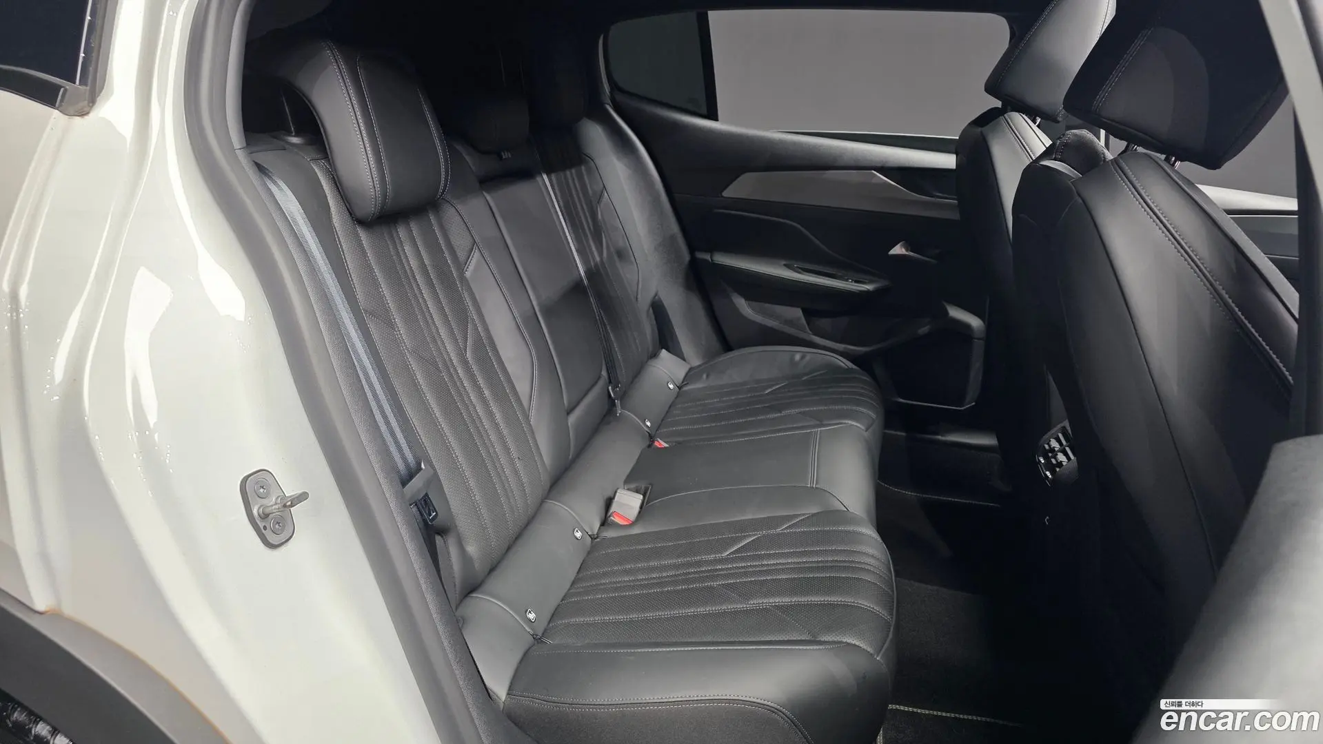 Peugeot 408 1.2 Pure Tech GT