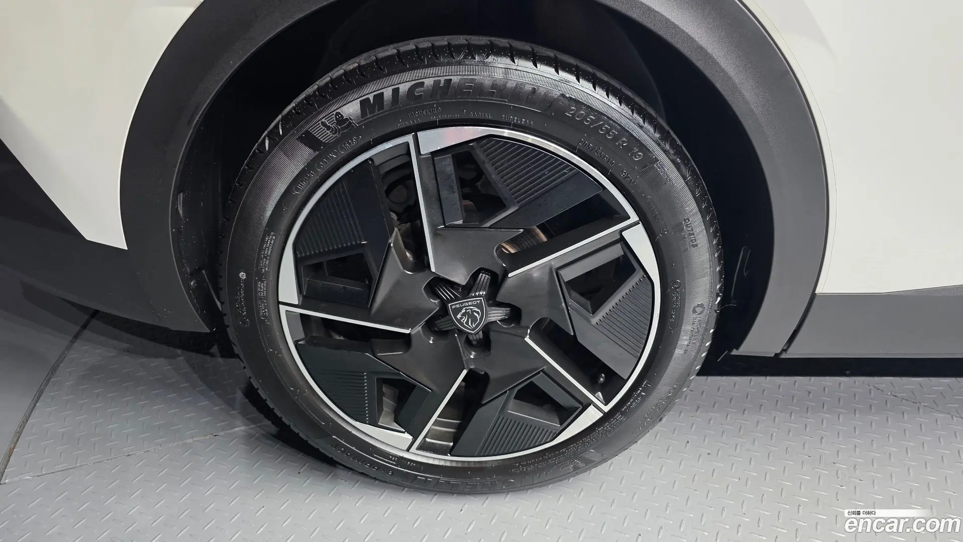 Peugeot 408 1.2 Pure Tech GT