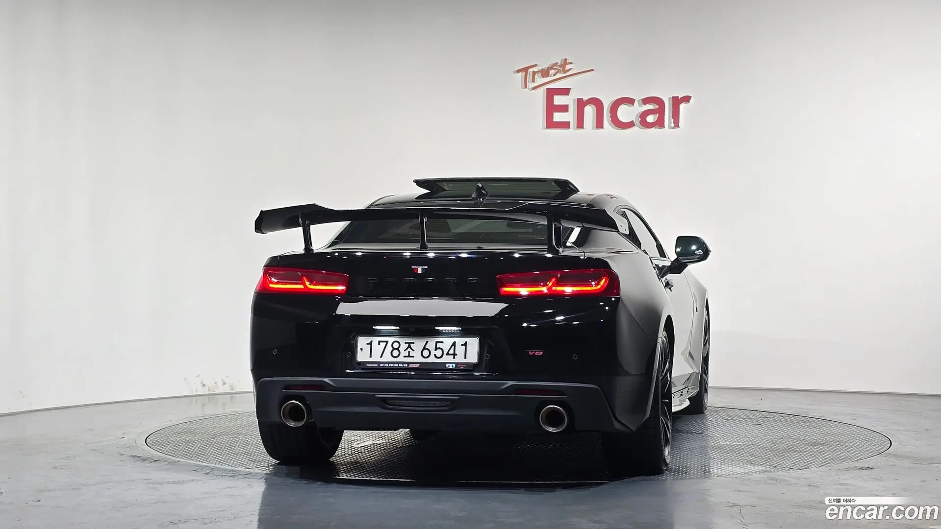 Chevrolet Camaro SS 6.2 V8