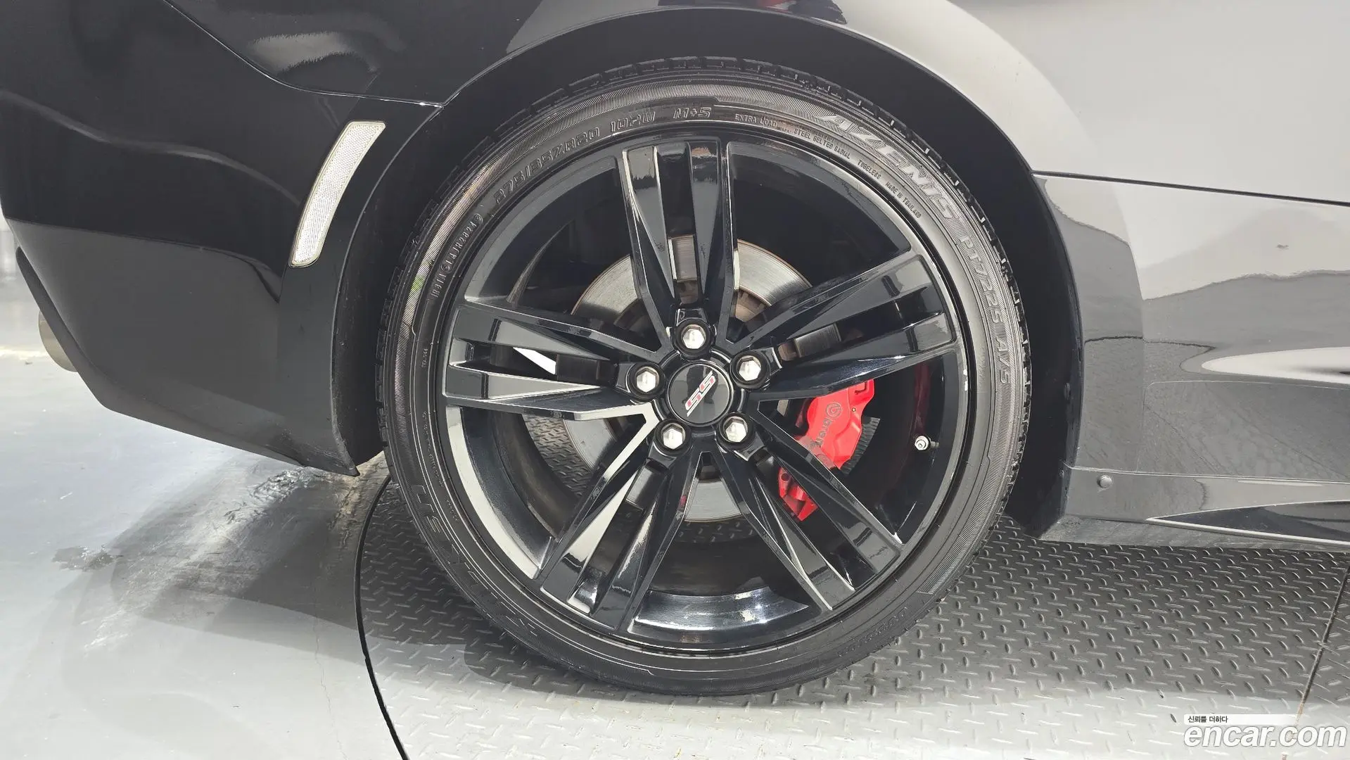 Chevrolet Camaro SS 6.2 V8