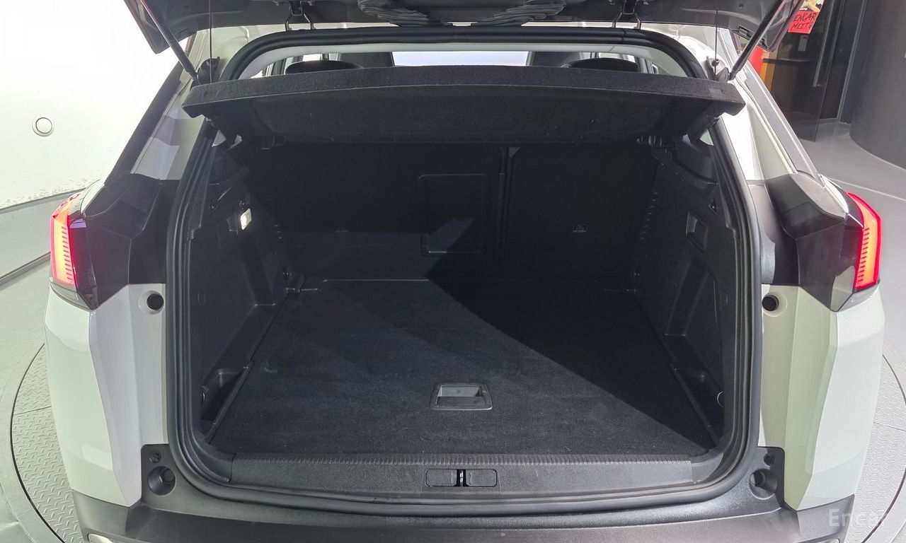 Peugeot 3008 2nd generation 1.6 BlueHDi Allure 2018