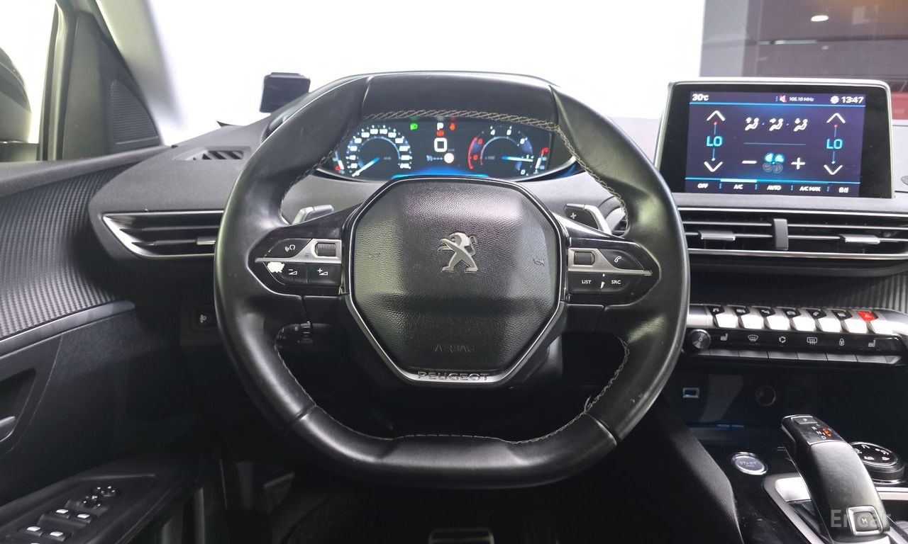 Peugeot 3008 2nd generation 1.6 BlueHDi Allure 2018