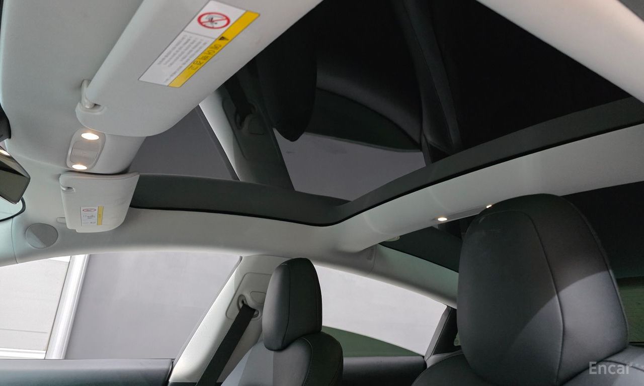 Tesla Model 3 Standard Range Plus RWD 2020