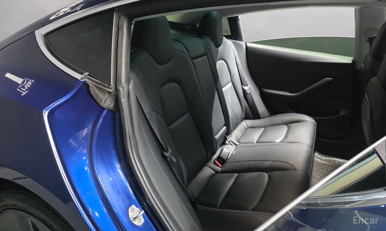 Tesla Model 3 Standard Range Plus RWD 2020