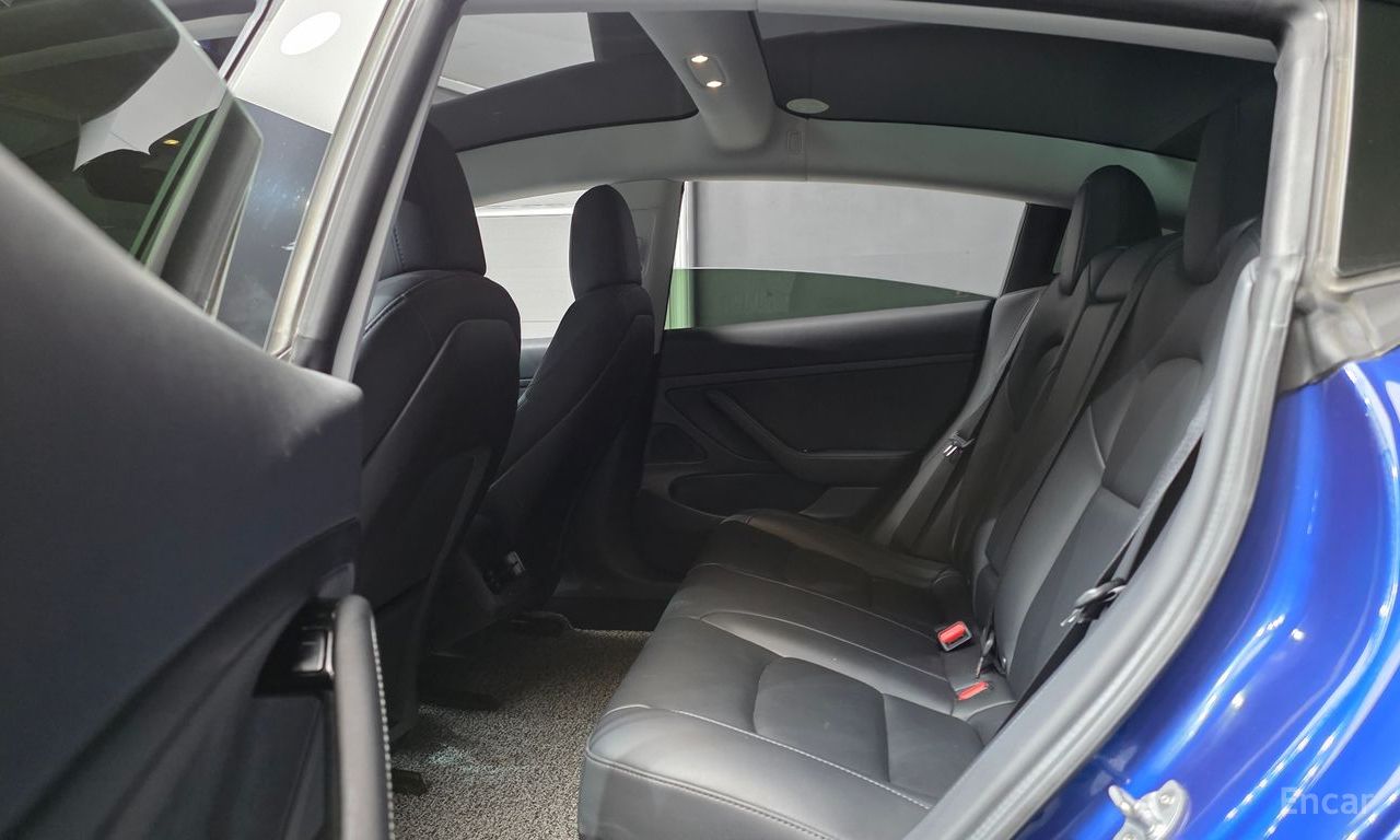 Tesla Model 3 Standard Range Plus RWD 2020
