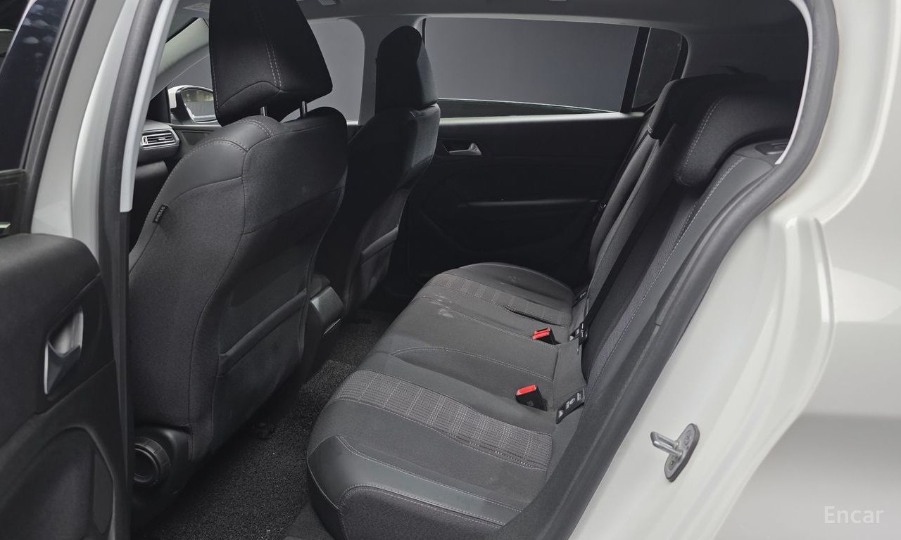 Peugeot 308 2nd generation 1.5 BlueHDi Allure 2019