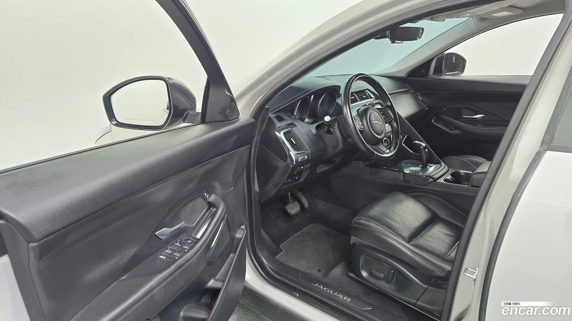 Jaguar E-PACE P250 S
