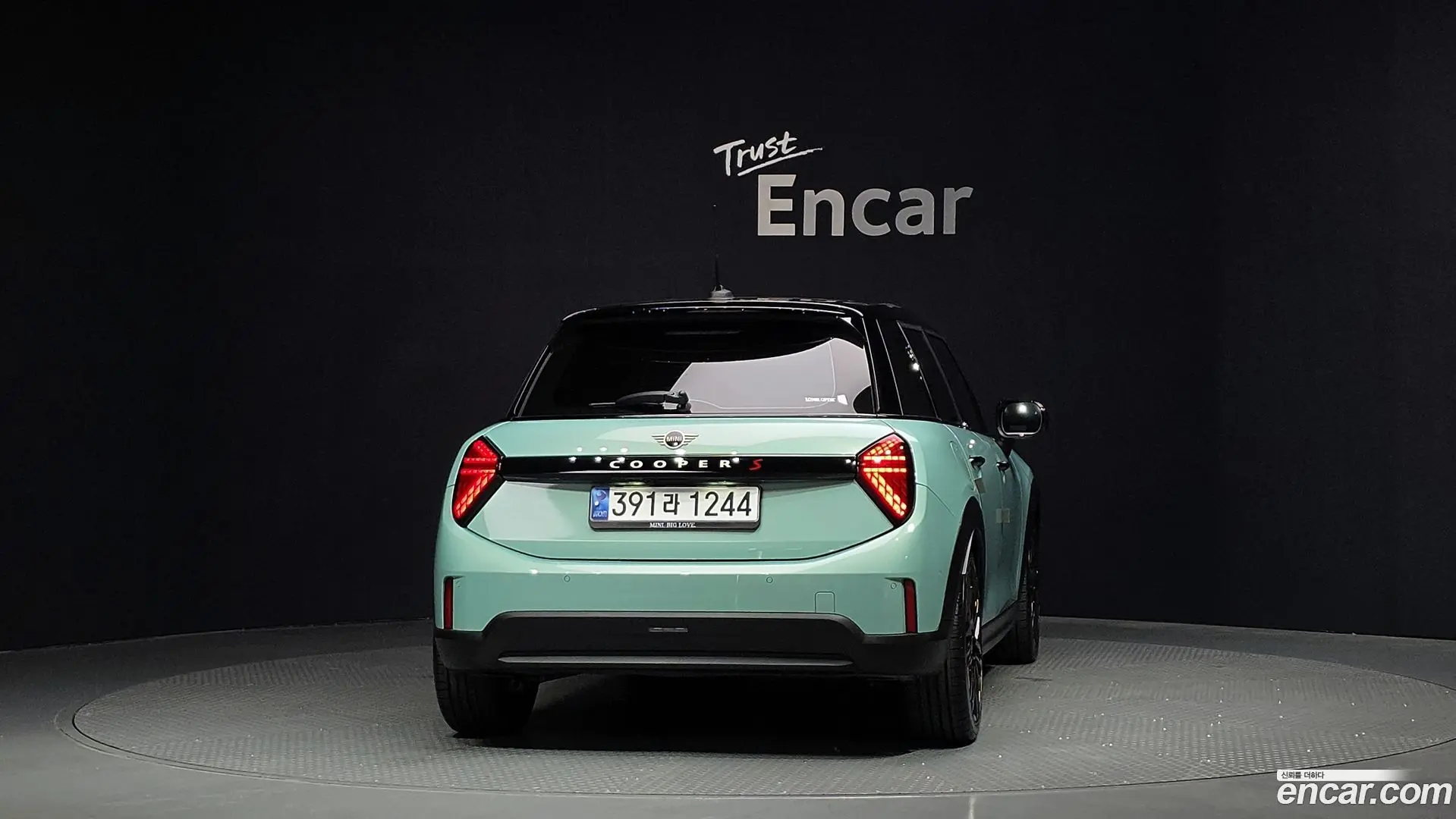 Mini Cooper 5 Door Favoured