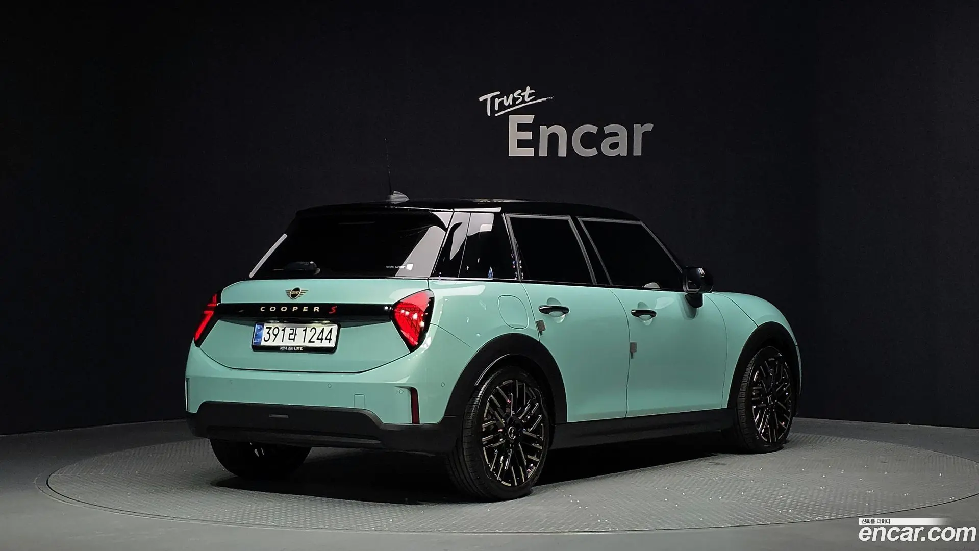 Mini Cooper 5 Door Favoured