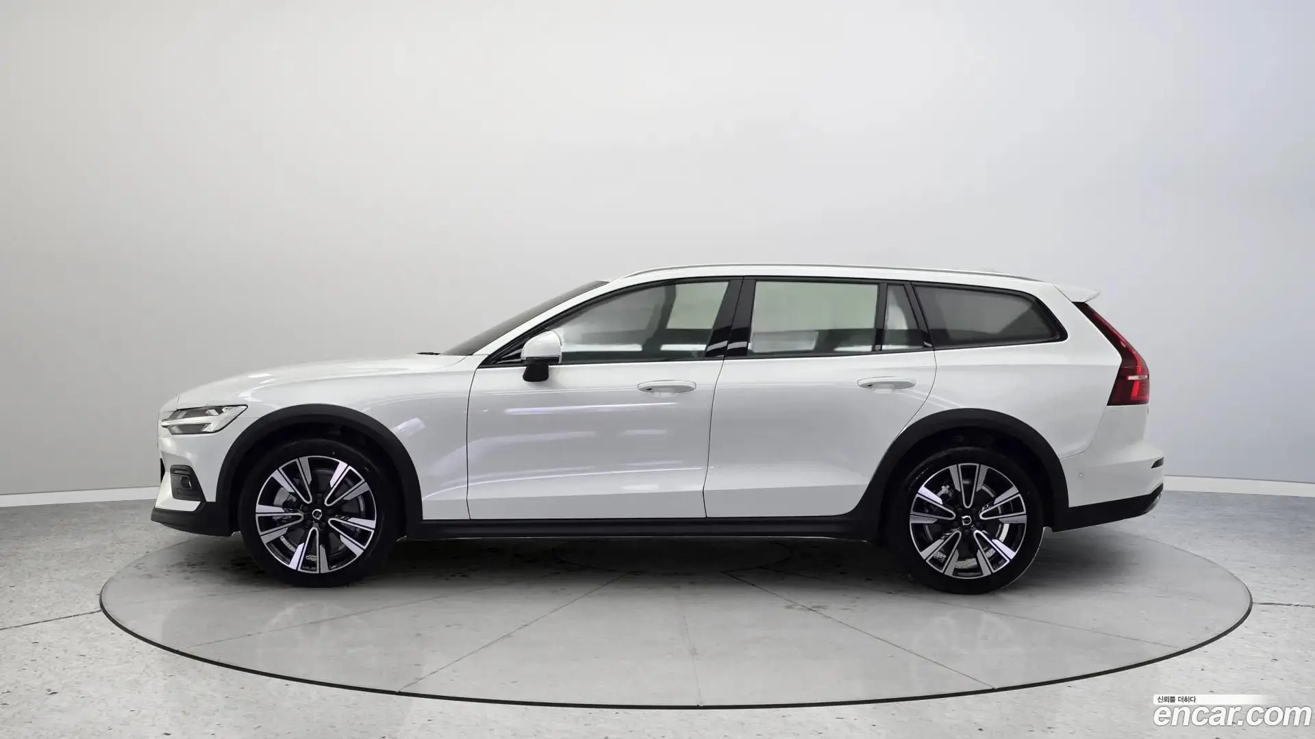 Volvo V60 B5 Ultimate AWD