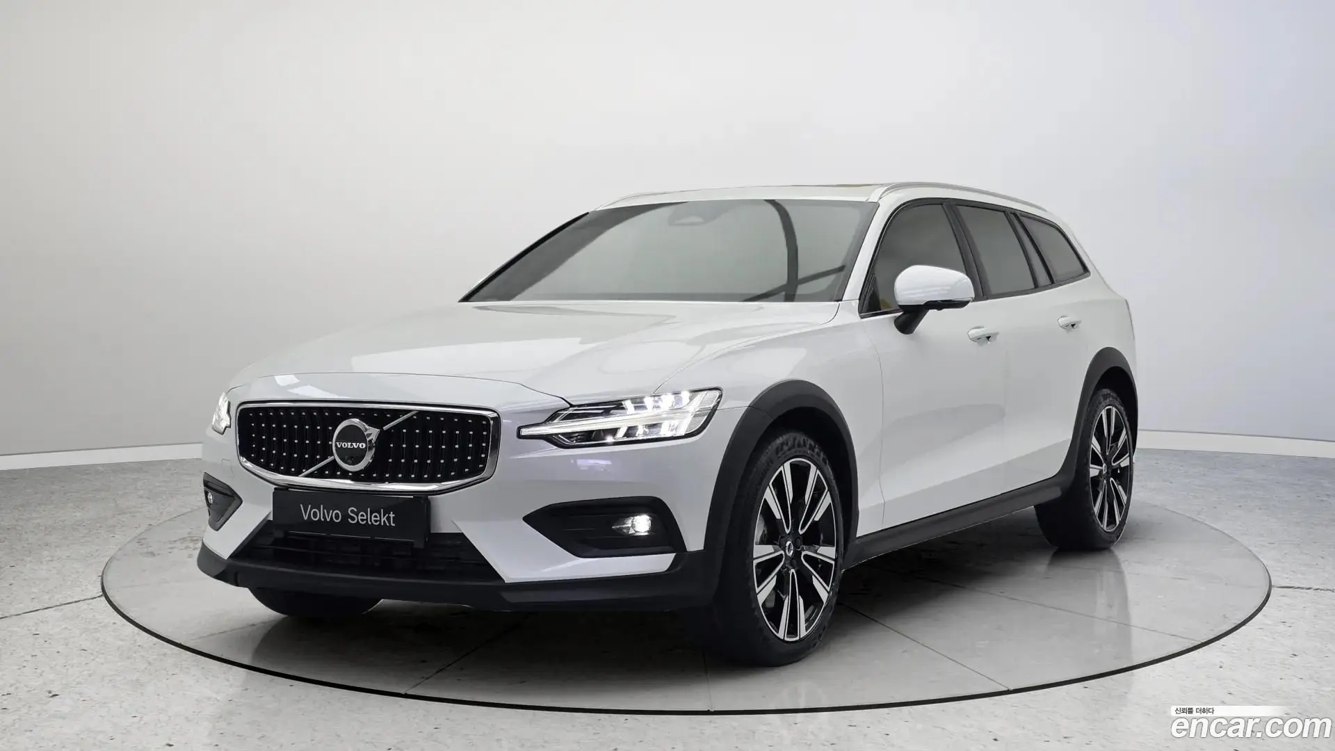 Volvo V60 B5 Ultimate AWD
