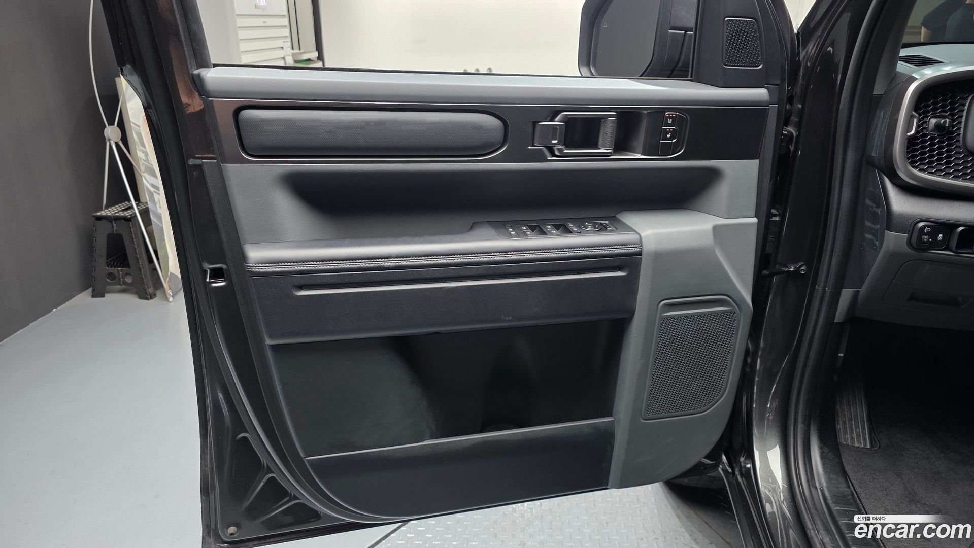 Kia Tasman 2.5T Gasoline 4WD