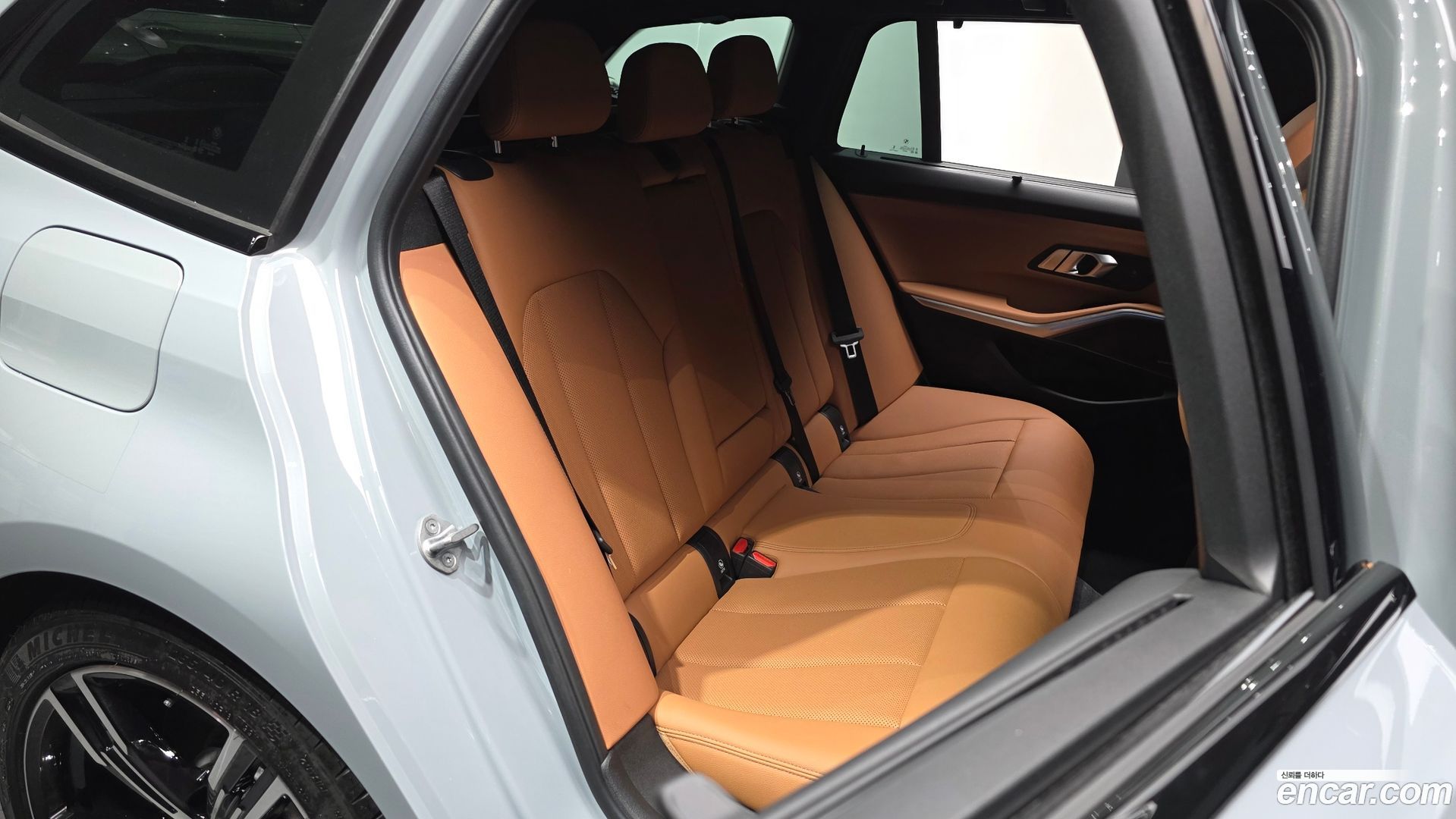 BMW 3-Series 320i Touring M Sports 2023
